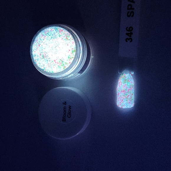 **HP**Nwt Sparkle & Co Bloom & Glow Dip Powder - Picture 7 of 7